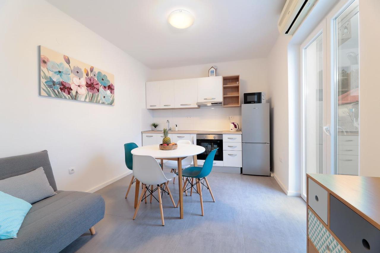 Blue Sunrise Apartment 브르시 외부 사진